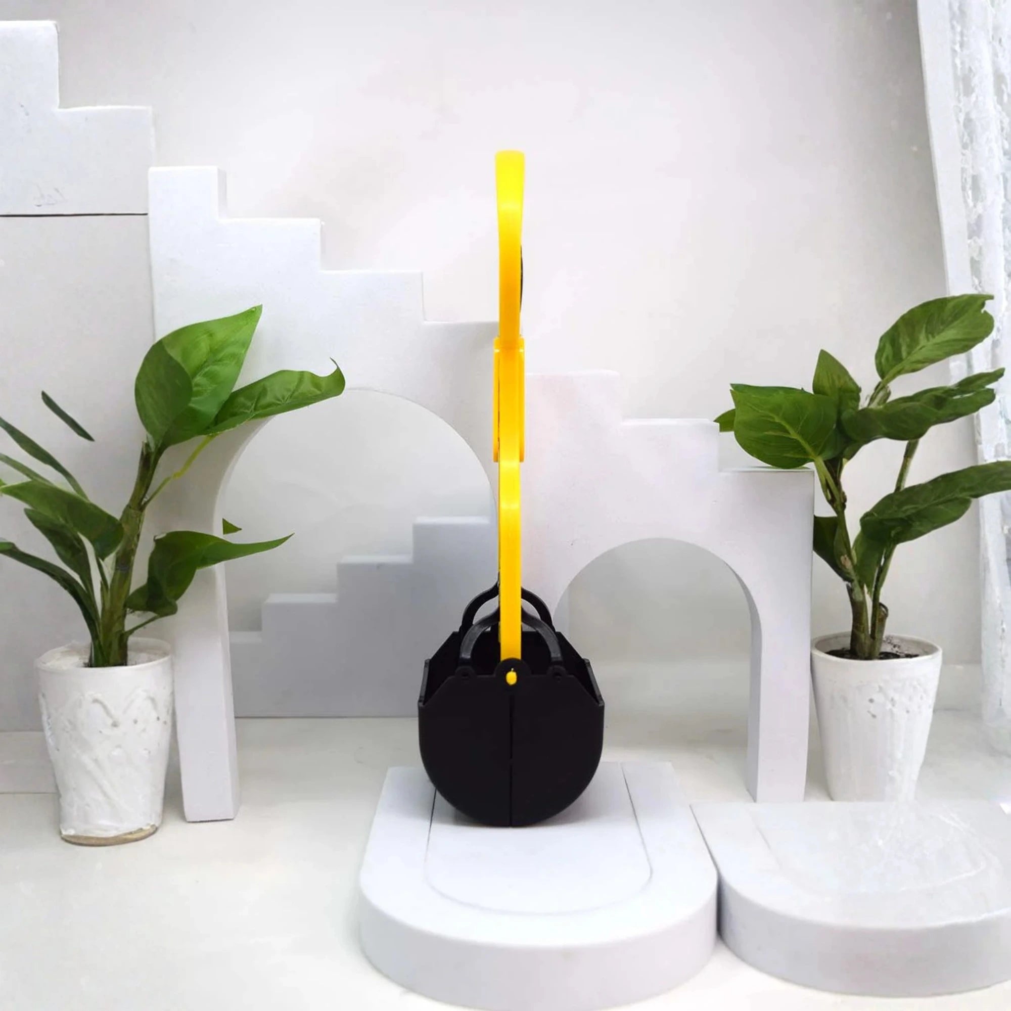 Dog Pooper Scooper – Easy Clean, Mess-Free, Pet Safe